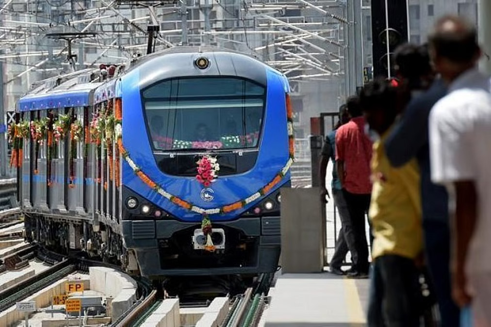 ஜூன் மாதத்தில் மெட்ரோ பயணிகள் புதிய உச்சம்: 96.75 லட்சம் பேர் பயணம் செய்து சாதனை!