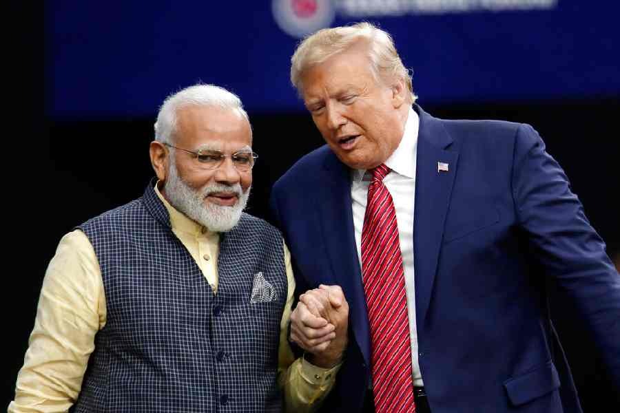 இந்தியாவுக்கு அடித்த ஜாக்பாட்: அமெரிக்க வர்த்தக வரி 18% ஆகக் குறைப்பு - டிரம்ப் அதிரடி அறிவிப்பு!