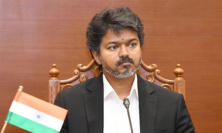 கரூர் கூட்ட நெரிசல் உயிரிழப்பு: 41 குடும்பத்தினருக்கு அரசு வேலை ஆணை வழங்கும் முதல்வர் விஜய்