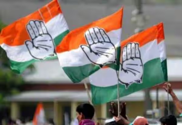 மேற்கு வங்கம்: தொகுதிப் பங்கீட்டில் இழுபறி - தனித்துப் போட்டியிட காங்கிரஸ் முடிவு!