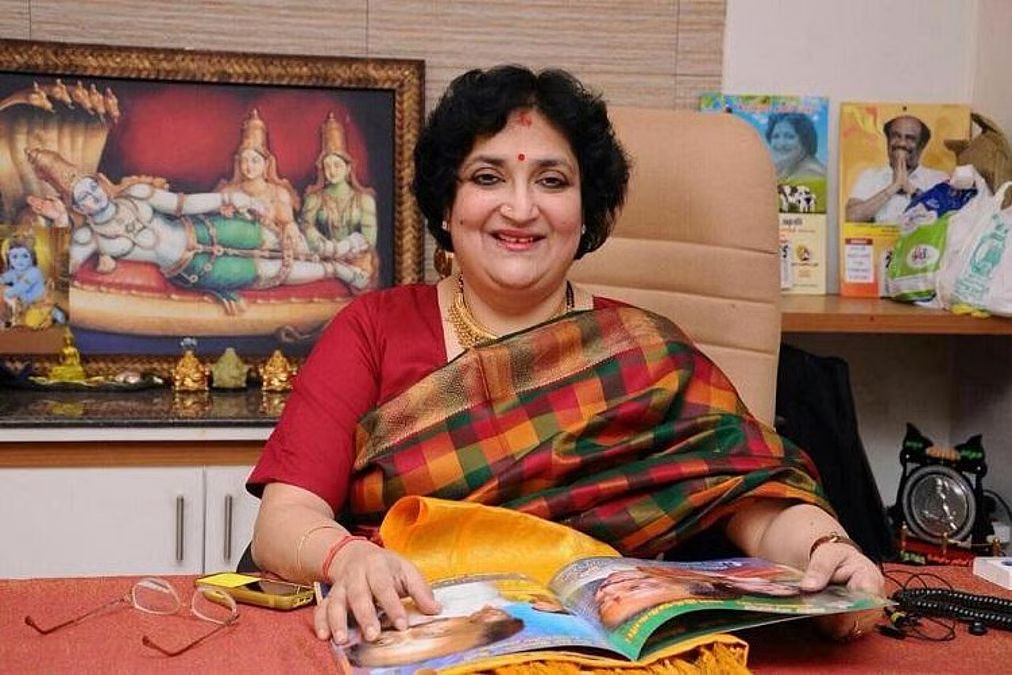 ‘மக்கள் மேடை’ என்ற புதிய இயக்கத்தை தொடங்கிய லதா ரஜினிகாந்த்!