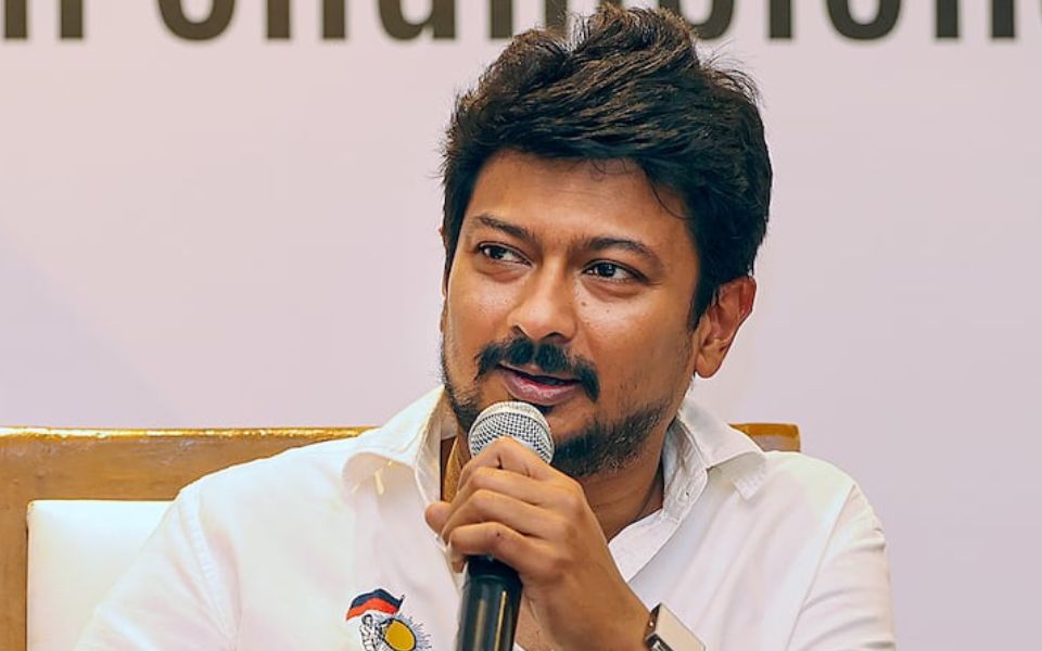 இரட்டைமலை சீனிவாசன் பிறந்தநாள்: சமூகநீதிப் போராளிக்கு உதயநிதி ஸ்டாலின் புகழாரம்!