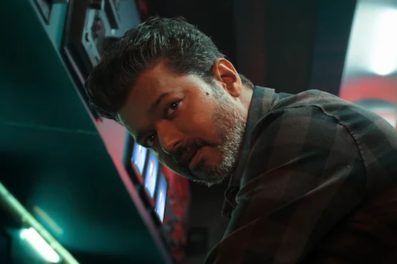 ‘ஜனநாயகன்’ விவகாரம்: விஜய்க்கு ஆதரவாக ஒலிக்கும் ‘கை’ குரல் - 2026-க்கான புதிய கூட்டணி அச்சாரமா?