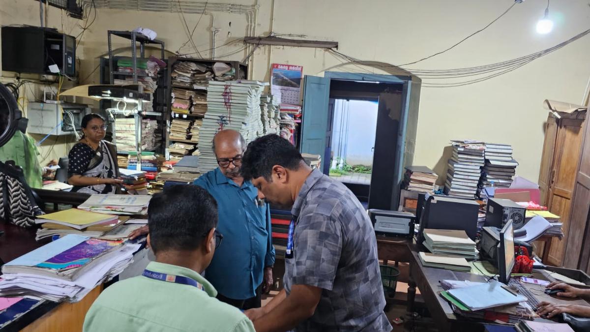 பத்திரப்பதிவு அலுவலகத்திற்கு நேரில் செல்ல தேவையில்லை.. ஜூலை 17 முதல் புதிய ஆன்லைன் நடைமுறை.. முழு விவரம்!