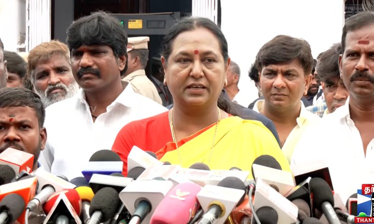 "முதல்-அமைச்சர் விஜய்க்கு கால அவகாசம் கொடுக்க வேண்டும்": பிரேமலதா விஜயகாந்த் வேண்டுகோள்