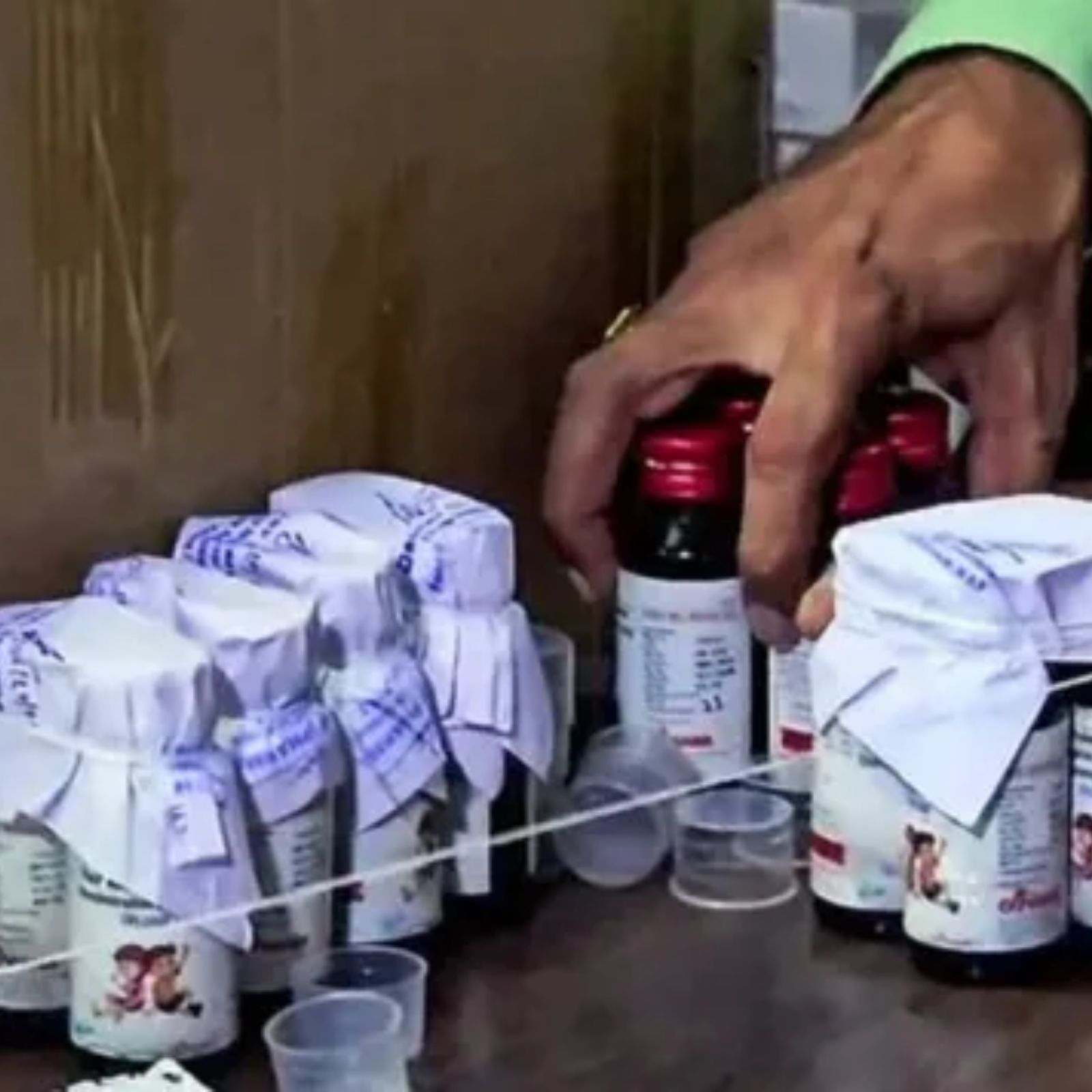 ஸ்ரீசன் நிறுவனத்தின் உரிமம் முழுமையாக ரத்து – தமிழகம் முழுவதும் உள்ள மருந்து நிறுவனங்களில் விரிவான ஆய்வு!