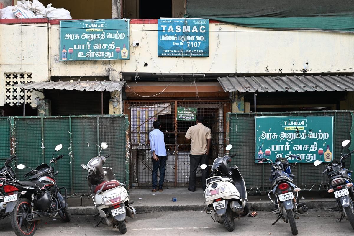 “3 நாட்கள் ‘ட்ரை டே’ அறிவிப்பு! தேர்தலை முன்னிட்டு டாஸ்மாக் கடைகள் மூடல்”