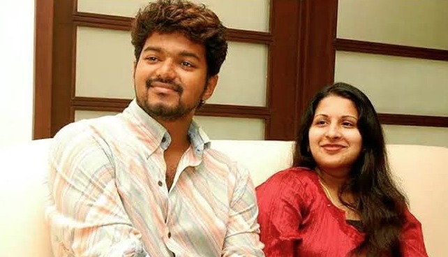 “முதலமைச்சராக இருந்தாலும் நேரில் ஆஜராக வேண்டும்”... வீடியோ கான்பரன்ஸ் கோரிக்கையை நிராகரித்த நீதிமன்றம்!