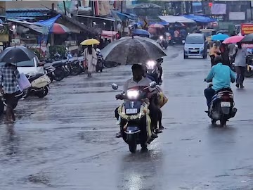 4 மாவட்டங்களுக்கு ஆரஞ்சு அலர்ட்: சென்னை உள்ளிட்ட வட மாவட்டங்களுக்குக் கனமழை எச்சரிக்கை!