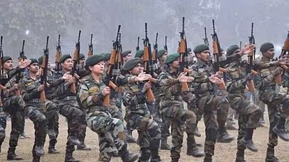 உலகில் ராணுவமே இல்லாத 5 அமைதியான நாடுகள் – பாதுகாப்புக்கு என்ன செய்கிறார்கள்?