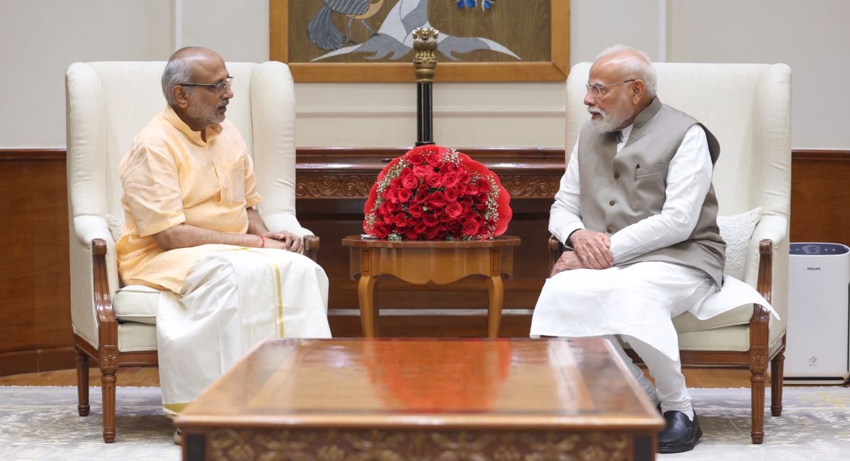 மோடியை சந்தித்து வாழ்த்து பெற்றார் சி.பி ராதாகிருஷ்ணன்