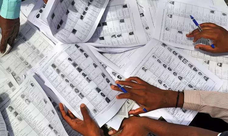 தமிழகம் முழுவதும் வரைவு வாக்காளர் பட்டியல் வெளியீடு!