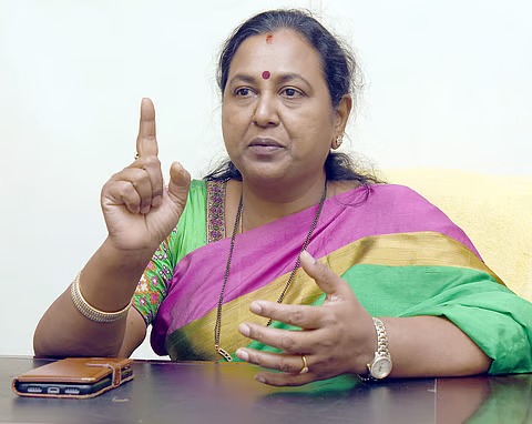பள்ளி மாணவர்களை அரசியல் நோக்கங்களுக்காக பயன்படுத்துவதை ஏற்க முடியாது - பிரேமலதா கண்டனம்