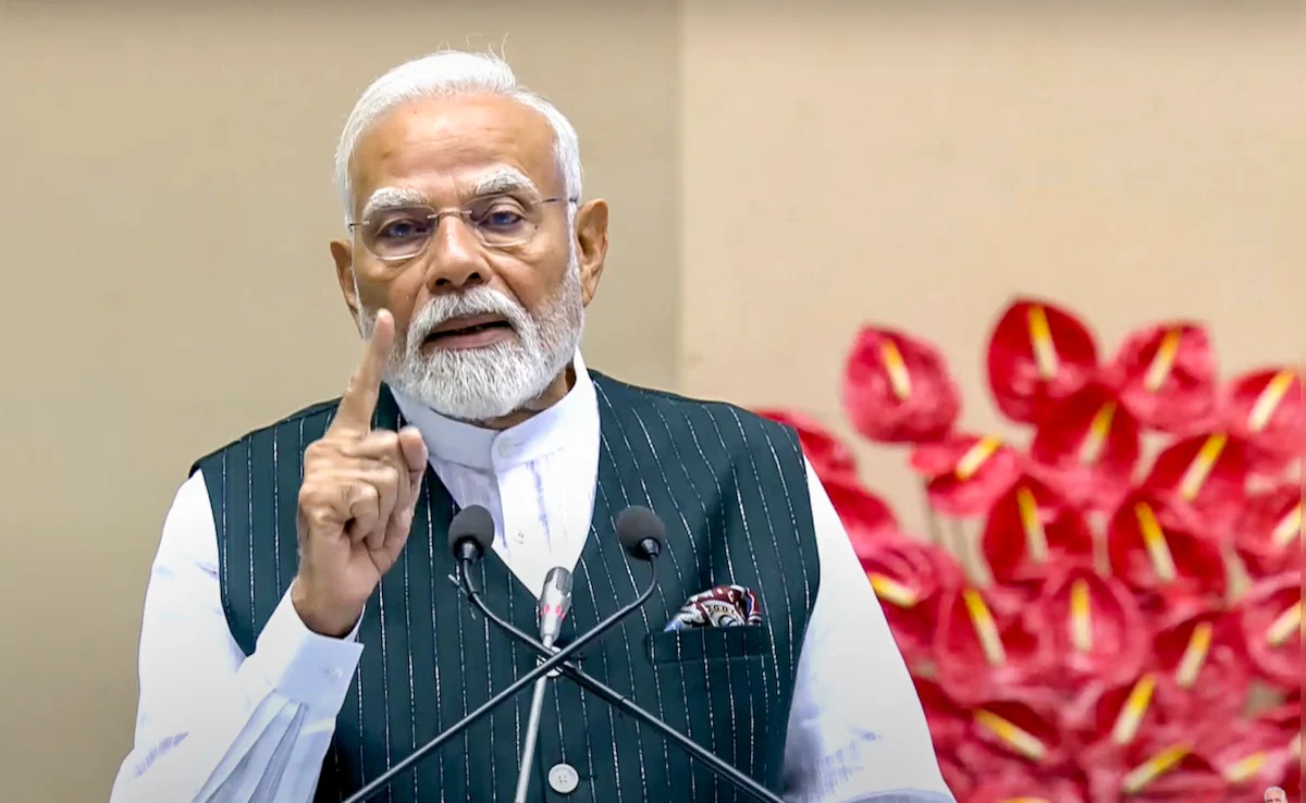 இந்திய பொருள்களை வாங்க நாட்டு மக்களுக்கு பிரதமர் மோடி அழைப்பு!