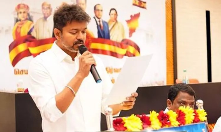 2026 தேர்தல்: தவெக-விற்கு பொதுச்சின்னம் கிடைக்குமா? தேர்தல் ஆணையத்திடம் விஜய் தரப்பு முக்கிய கோரிக்கை!