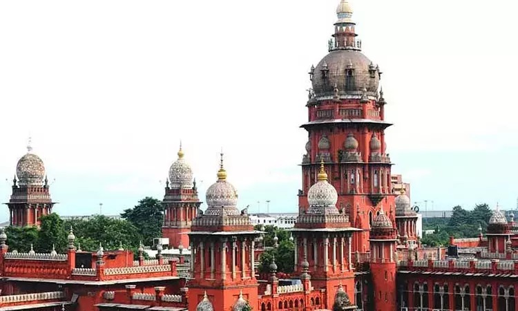 ஜெயலலிதா சொத்து வரி விவகாரம்: வரி வசூலுக்கு இடைக்காலத் தடை விதித்தது சென்னை உயர் நீதிமன்றம்!