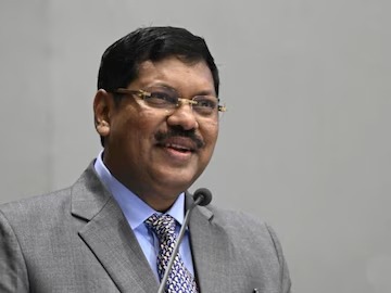 "புத்த மதத்தைப் பின்பற்றினாலும் நான் மதச்சார்பற்றவன்" – பிரிவுபசார விழாவில் நீதிபதி பி.ஆர். கவாய் உரை!