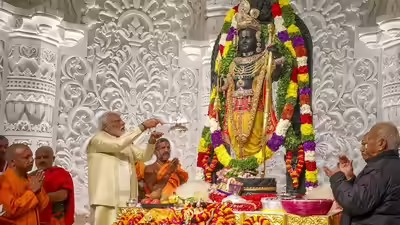 அயோத்தி ராமர் கோயிலில் இன்று காவிக் கொடி ஏற்றுகிறார் பிரதமர் மோடி!