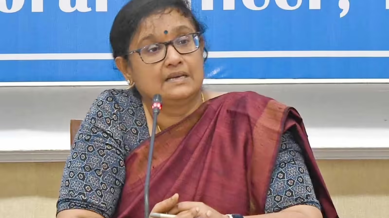 தமிழகச் சட்டமன்றத் தேர்தல் 2026: வேட்புமனு தாக்கல் செய்ய ஏப்ரல் 6 கடைசி நாள் - தேர்தல் ஆணையம் முக்கிய அறிவிப்பு!
