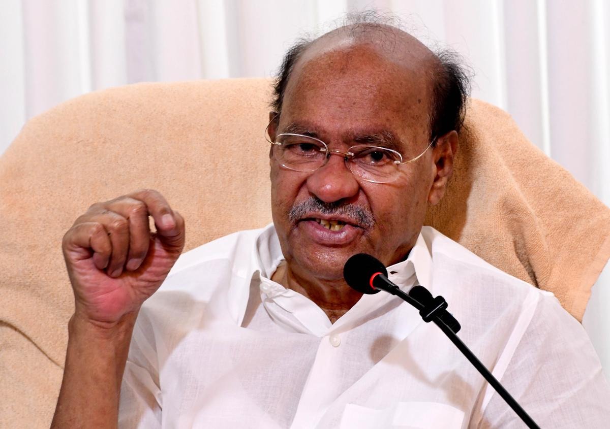 தமிழக அரசியலில் அதிரடித் திருப்பம்: டாக்டர் ராமதாஸ் தலைமையில் புதிய கட்சி உதயம் - இன்று வெளியாகிறது அதிகாரப்பூர்வ அறிவிப்பு!