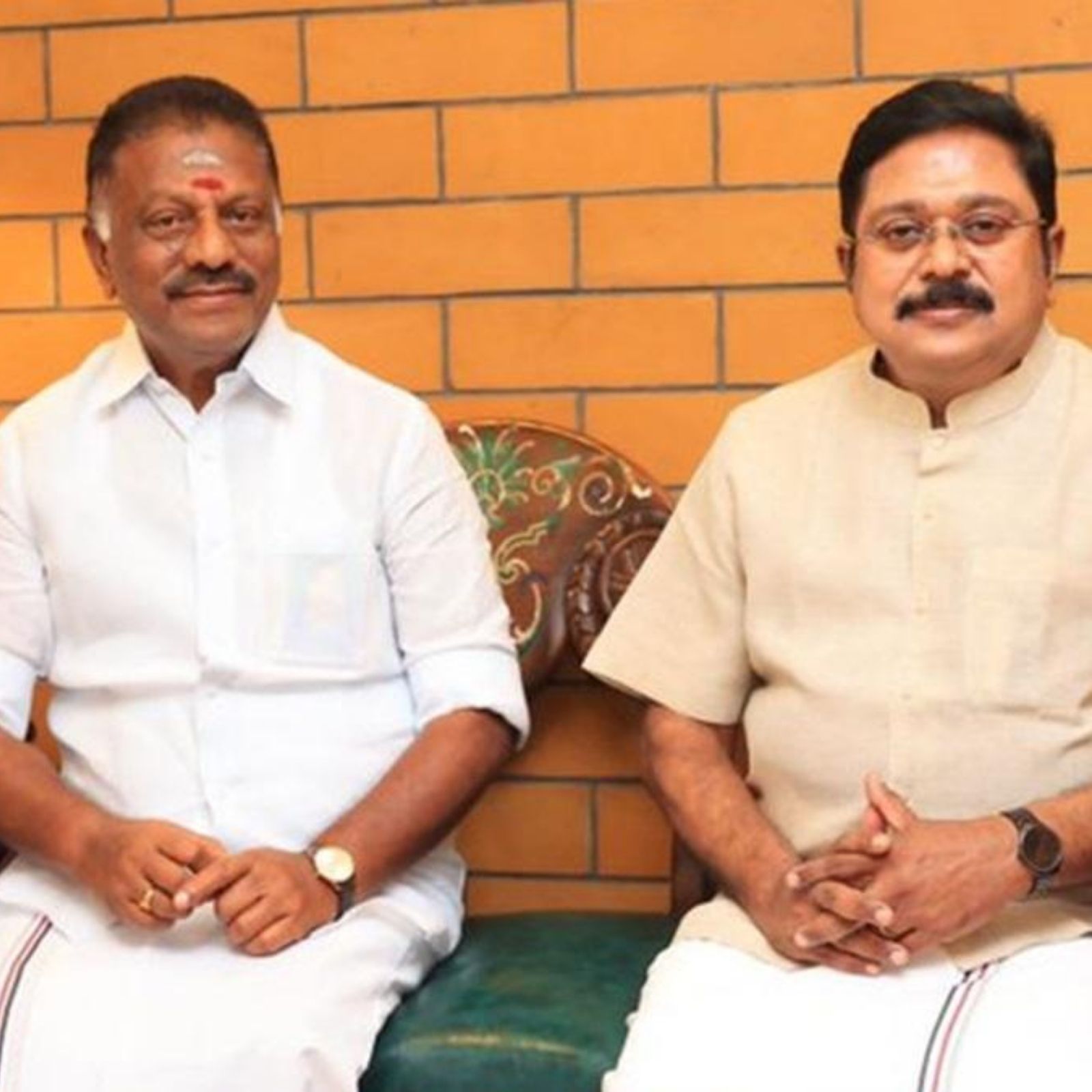 அரசியலில் பரபரப்பை கிளப்பிய ஓ.பி.எஸ் - டி.டி.வி. தினகரன் சந்திப்பு!