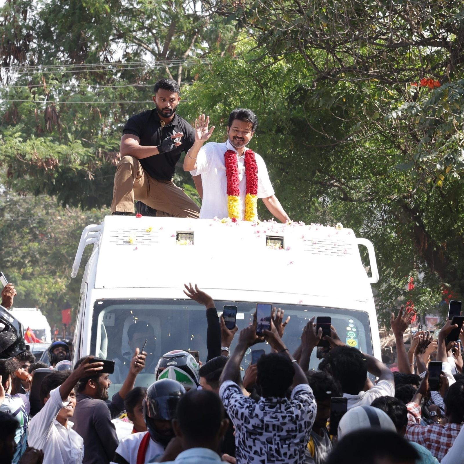 நாமக்கல், கரூரில் விஜய் இன்று தேர்தல் பரப்புரை.. முழு விவரம் இதோ..!